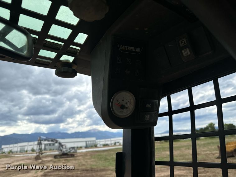 image for item DS7522 2006 Caterpillar 226B skid steer loader