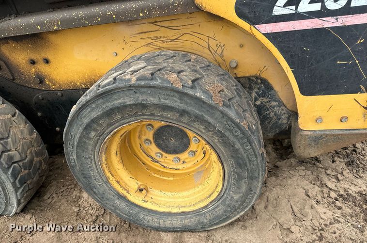 image for item DS7522 2006 Caterpillar 226B skid steer loader