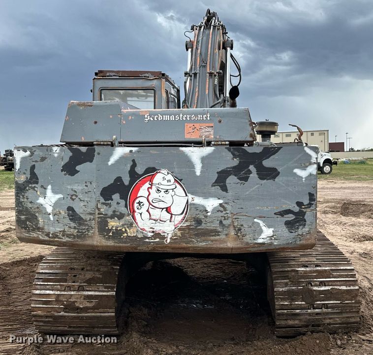 image for item DS7532 1993 Case 9030 excavator