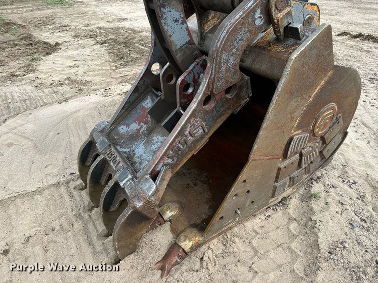 image for item DS7532 1993 Case 9030 excavator