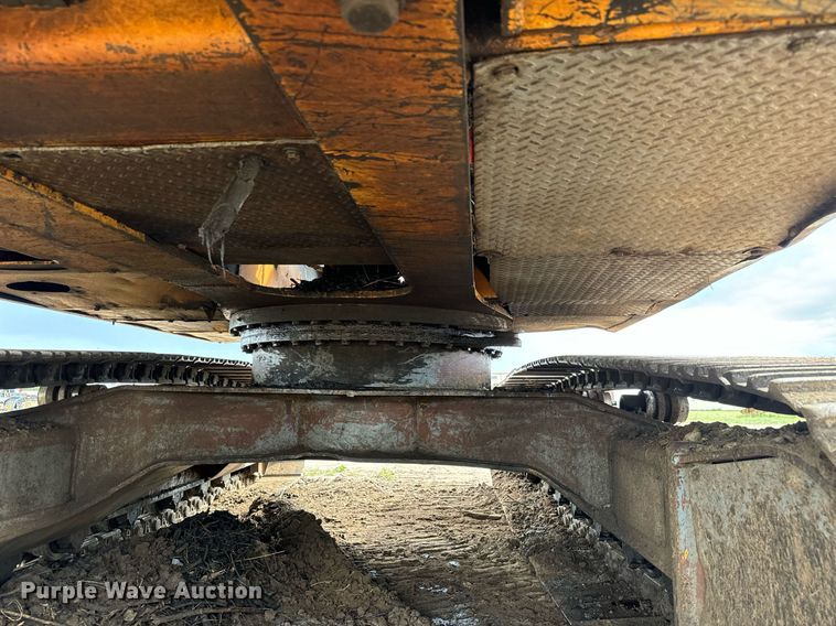 image for item DS7532 1993 Case 9030 excavator