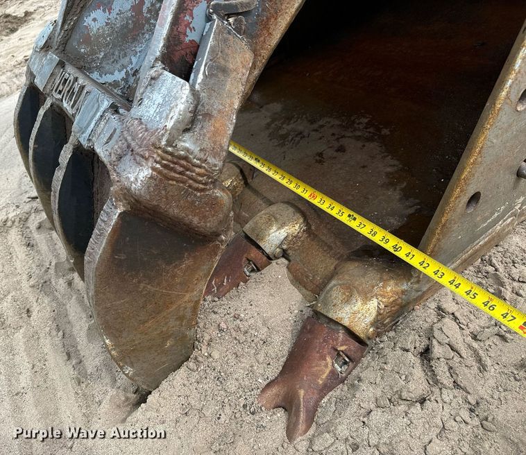 image for item DS7532 1993 Case 9030 excavator