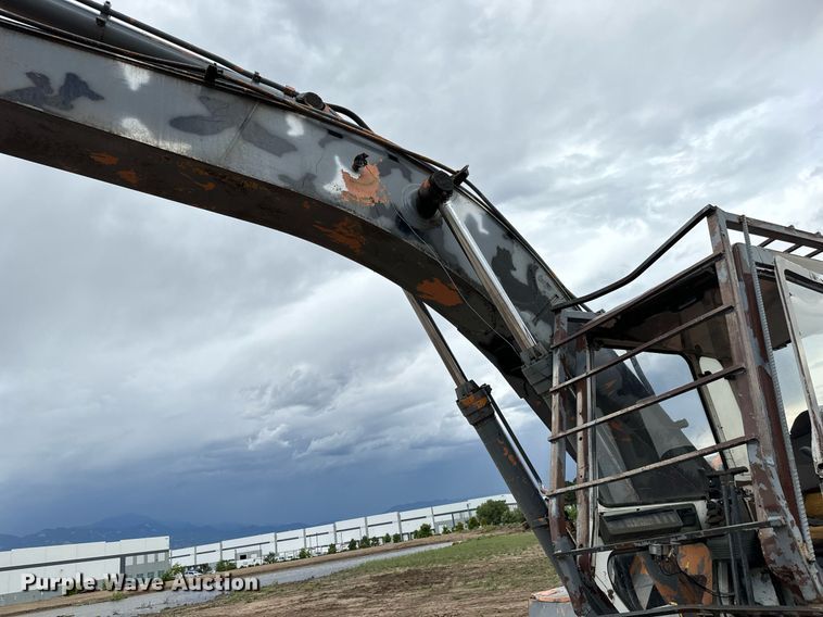 image for item DS7532 1993 Case 9030 excavator