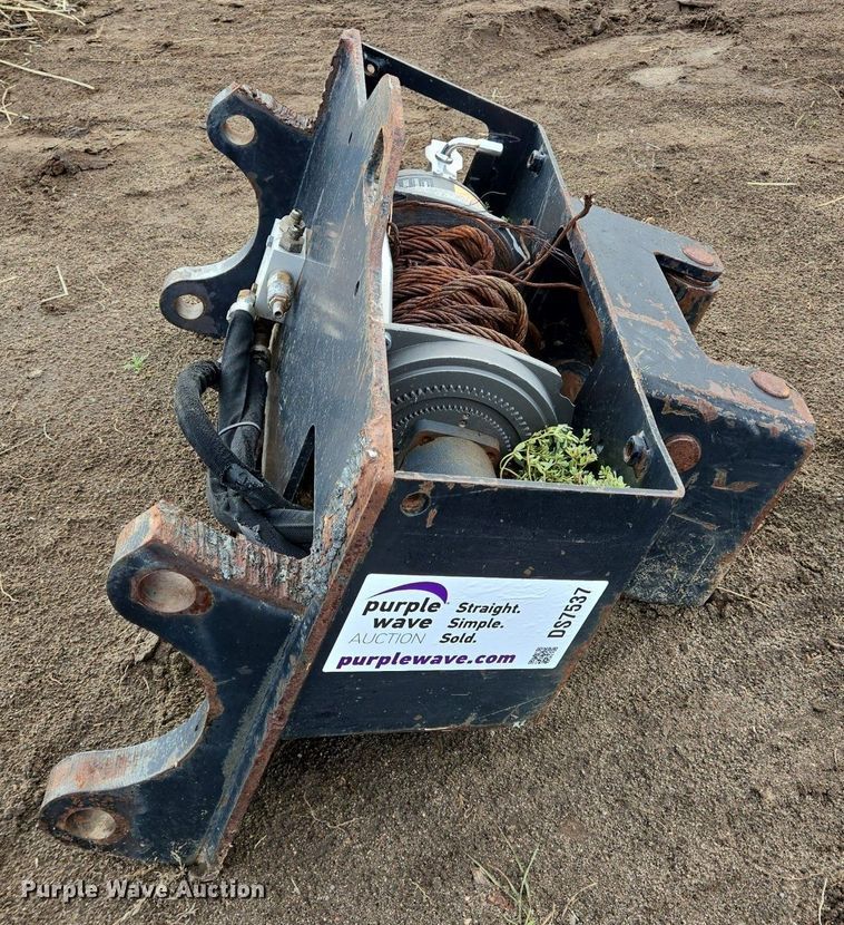 image for item DS7535 (2) winches