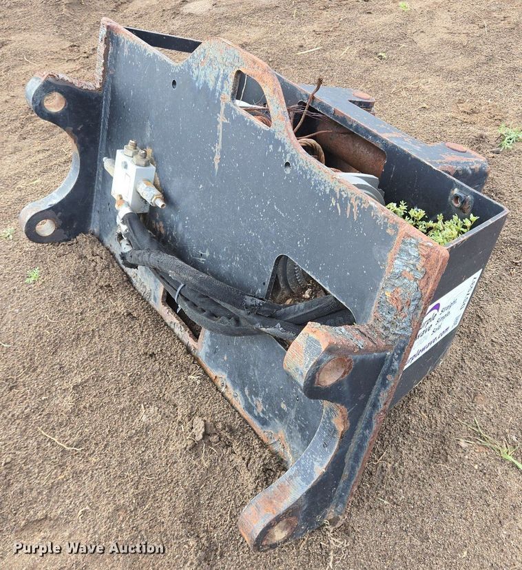 image for item DS7535 (2) winches