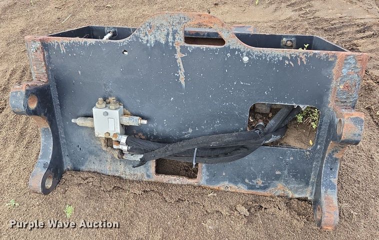 image for item DS7535 (2) winches