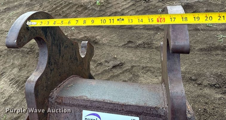 image for item DS7536 Excavator attachments 