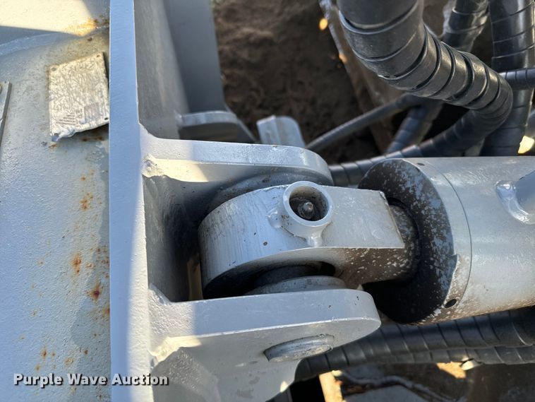 image for item DS7541 2009 Bron 440 mulcher