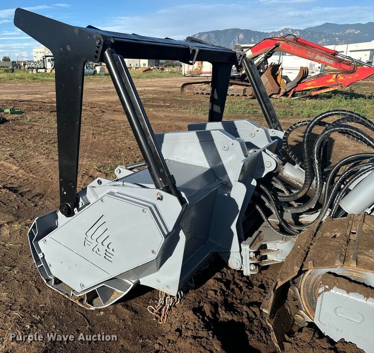 image for item DS7541 2009 Bron 440 mulcher