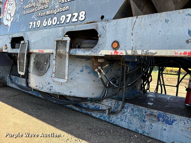 image for item DS7542 1996 Universal Refiner PDR8034 horizontal grinder