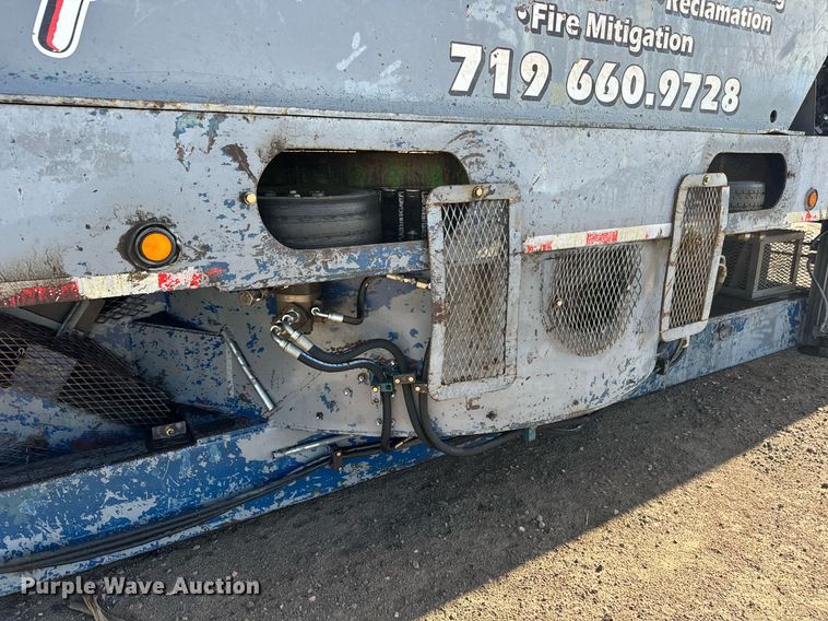 image for item DS7542 1996 Universal Refiner PDR8034 horizontal grinder