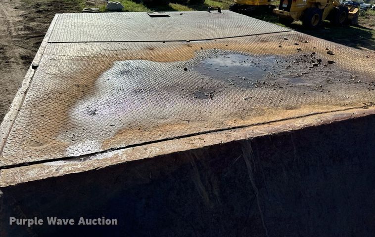 image for item DS7542 1996 Universal Refiner PDR8034 horizontal grinder