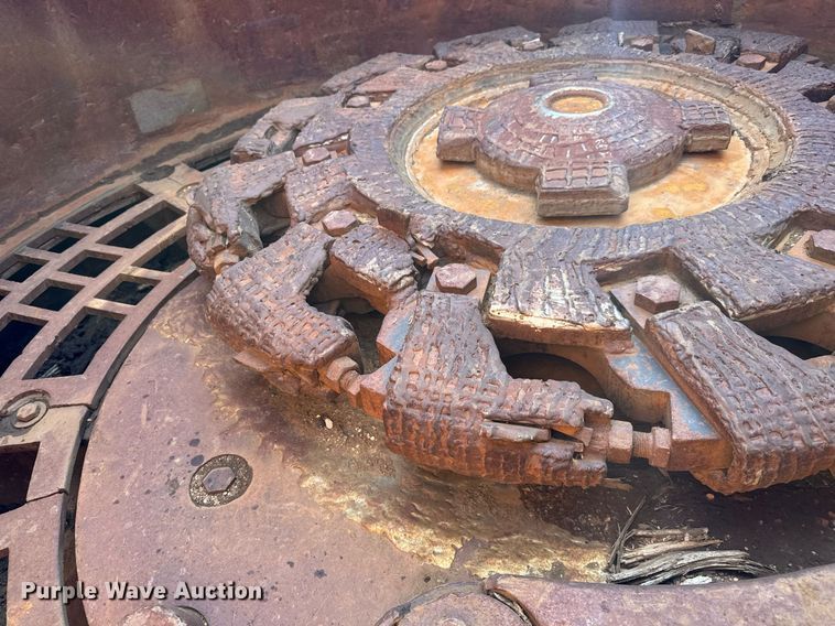 image for item DS7542 1996 Universal Refiner PDR8034 horizontal grinder