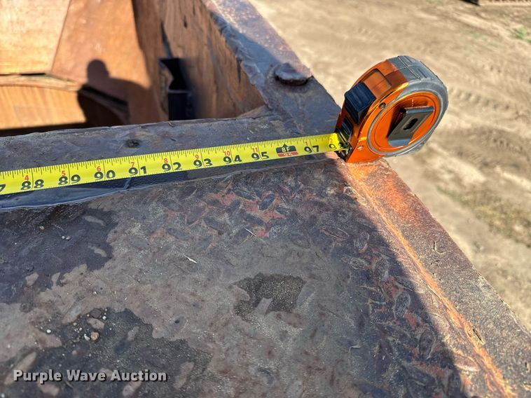 image for item DS7542 1996 Universal Refiner PDR8034 horizontal grinder