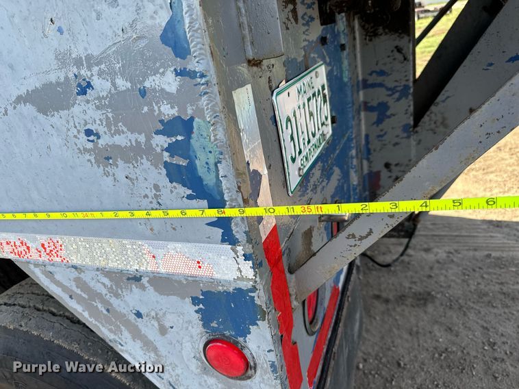 image for item DS7542 1996 Universal Refiner PDR8034 horizontal grinder