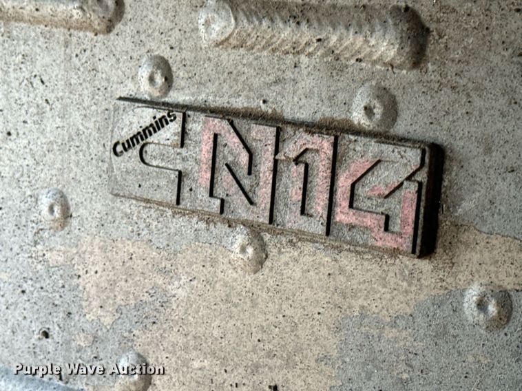 image for item DS7542 1996 Universal Refiner PDR8034 horizontal grinder