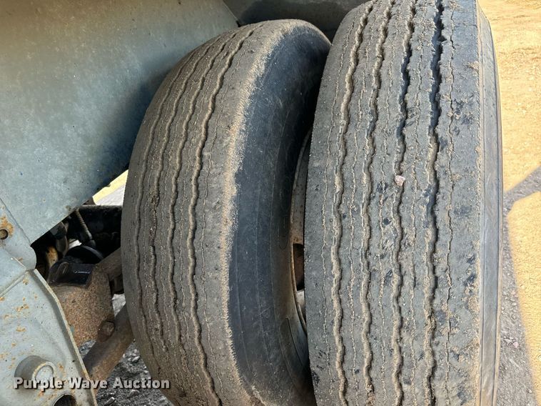 image for item DS7542 1996 Universal Refiner PDR8034 horizontal grinder