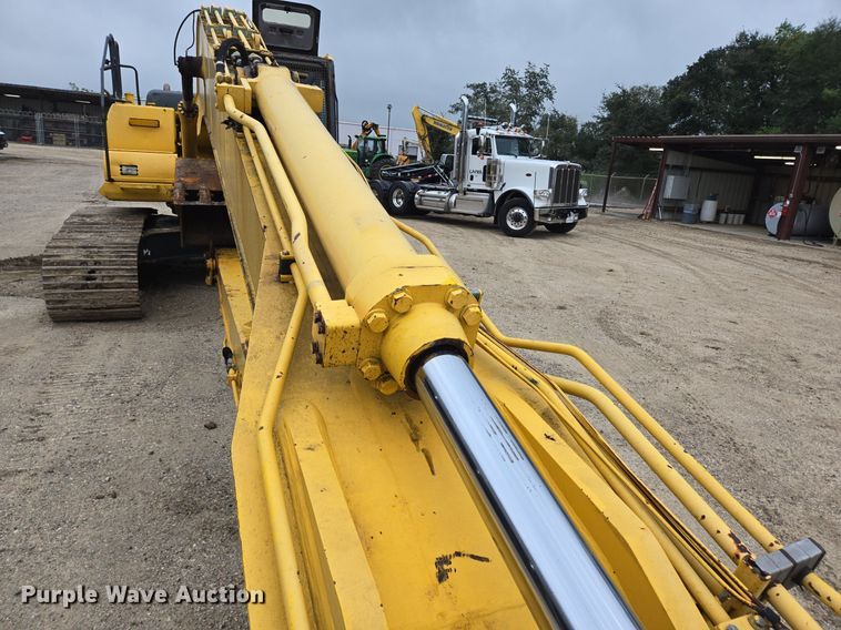 image for item DT5257 2015 Komatsu PC240LC-10 long reach excavator