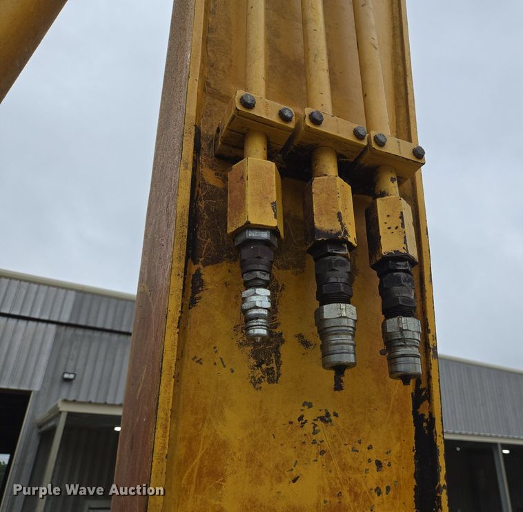 image for item DT5257 2015 Komatsu PC240LC-10 long reach excavator