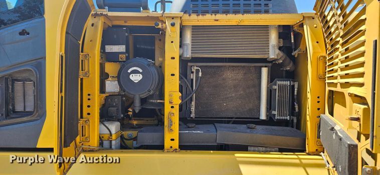 image for item DT5257 2015 Komatsu PC240LC-10 long reach excavator