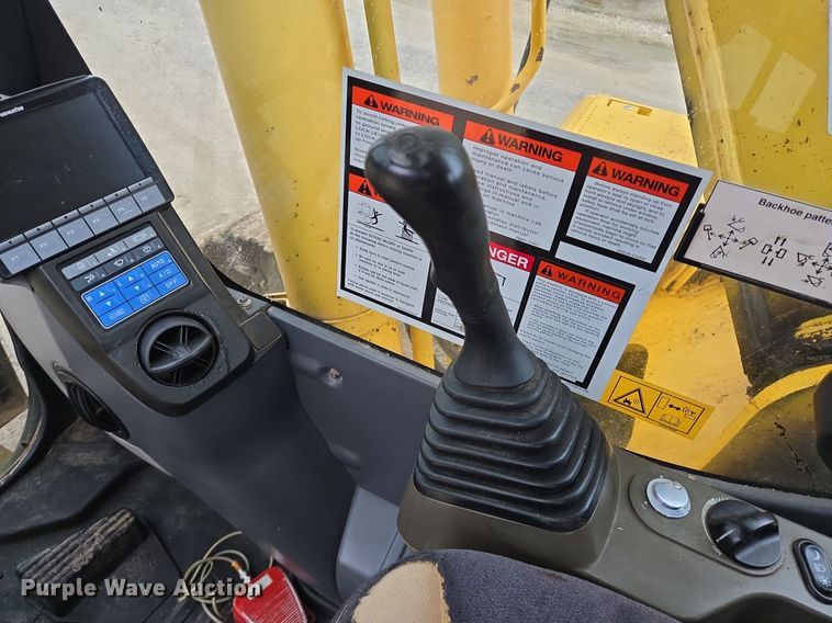 image for item DT5257 2015 Komatsu PC240LC-10 long reach excavator