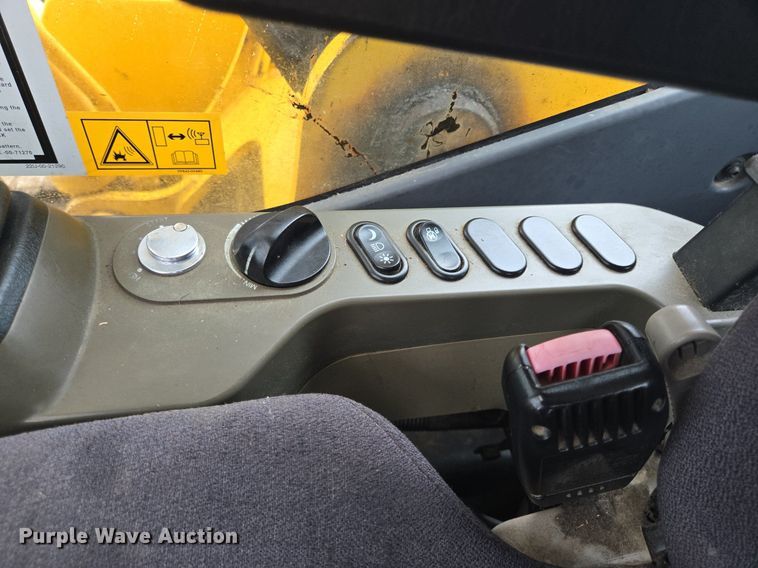 image for item DT5257 2015 Komatsu PC240LC-10 long reach excavator