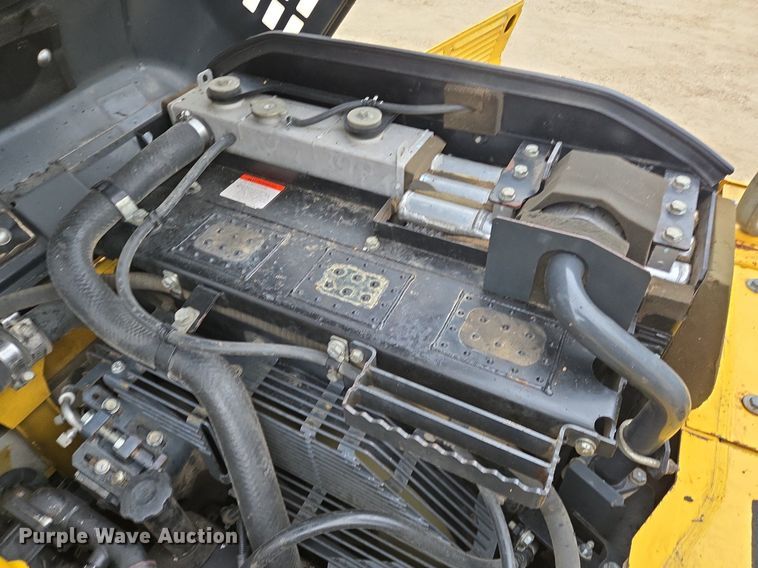 image for item DT5257 2015 Komatsu PC240LC-10 long reach excavator