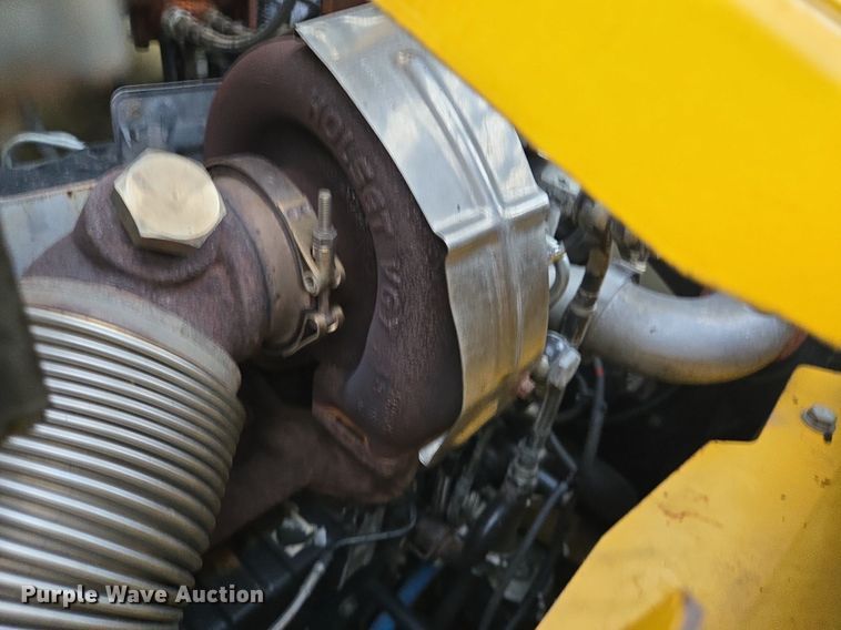 image for item DT5257 2015 Komatsu PC240LC-10 long reach excavator