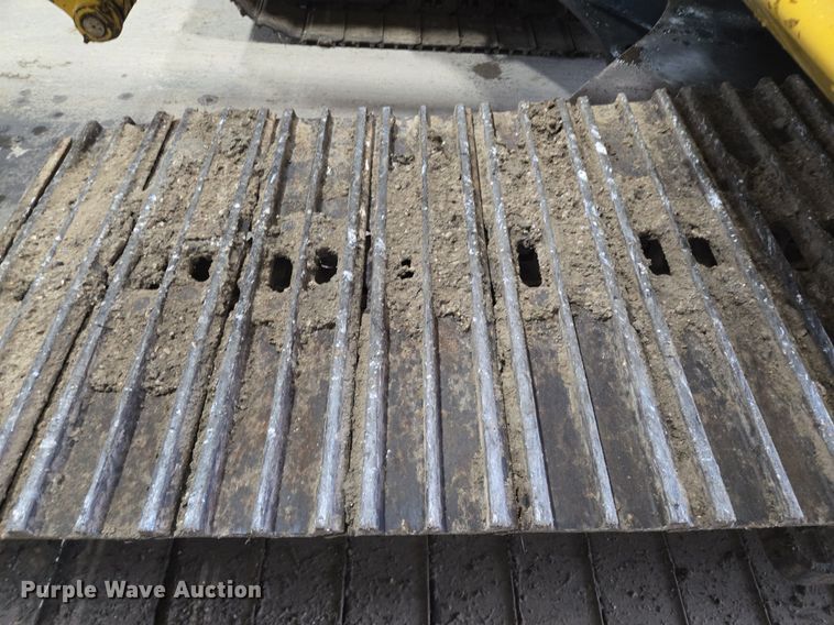 image for item DT5257 2015 Komatsu PC240LC-10 long reach excavator