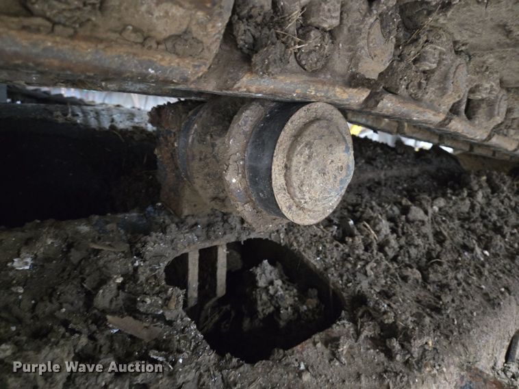 image for item DT5257 2015 Komatsu PC240LC-10 long reach excavator