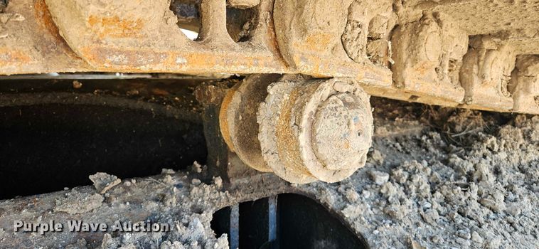 image for item DT5257 2015 Komatsu PC240LC-10 long reach excavator