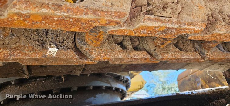 image for item DT5257 2015 Komatsu PC240LC-10 long reach excavator