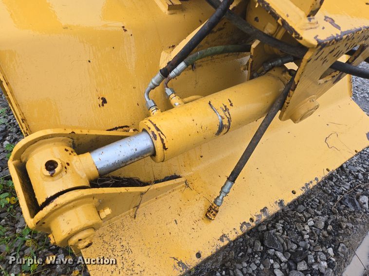 image for item DT5259 1996 Caterpillar M318 wheeled excavator