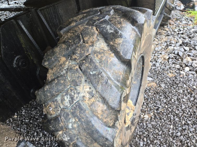 image for item DT5259 1996 Caterpillar M318 wheeled excavator