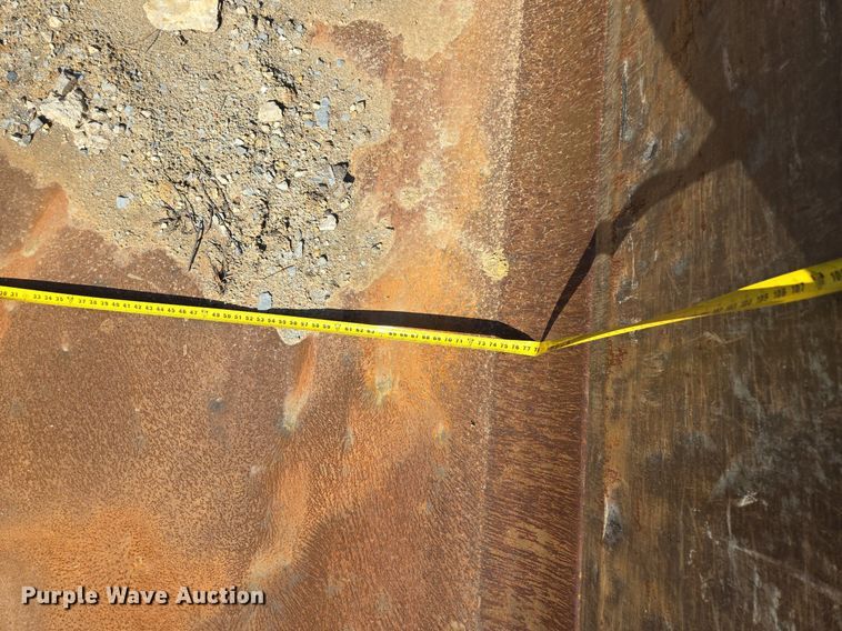 image for item DT7757 2010 Kenworth T800 dump truck