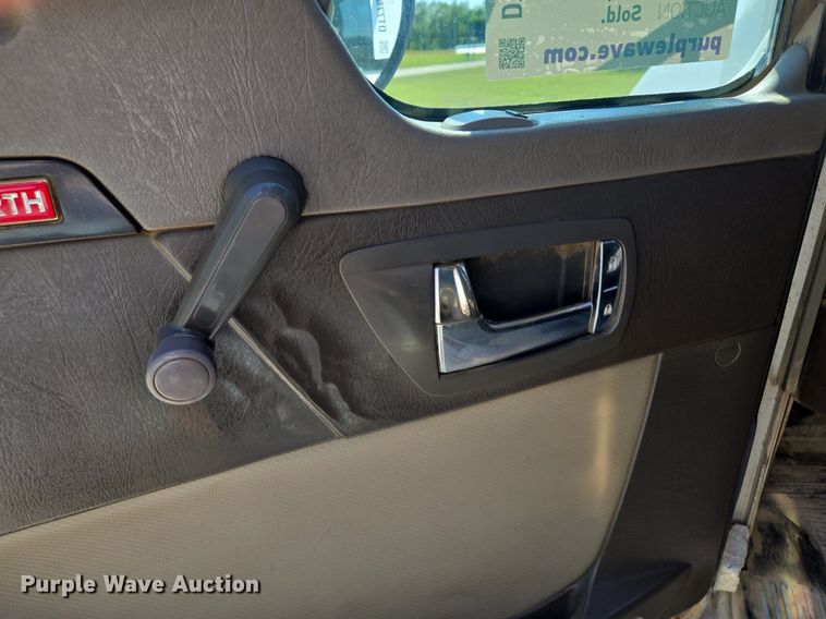 image for item DT7757 2010 Kenworth T800 dump truck