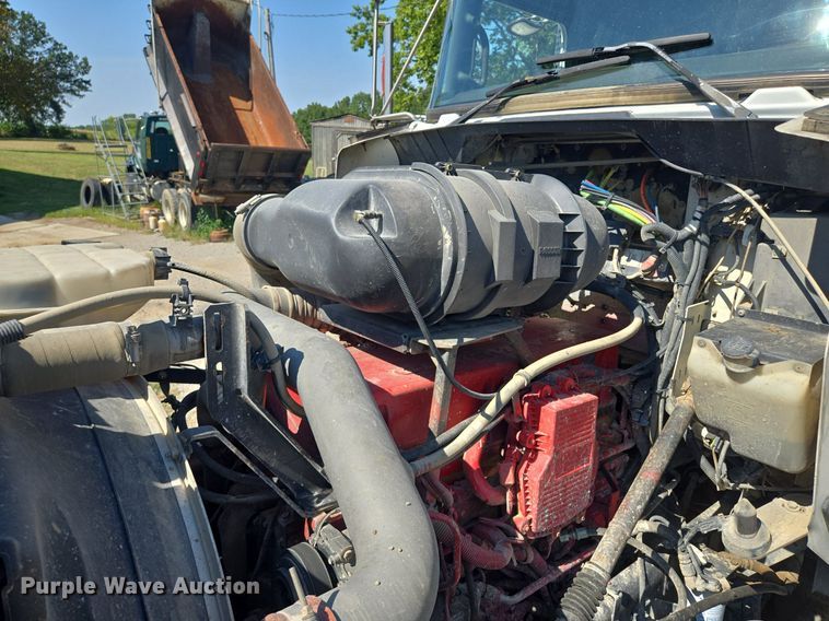 image for item DT7757 2010 Kenworth T800 dump truck