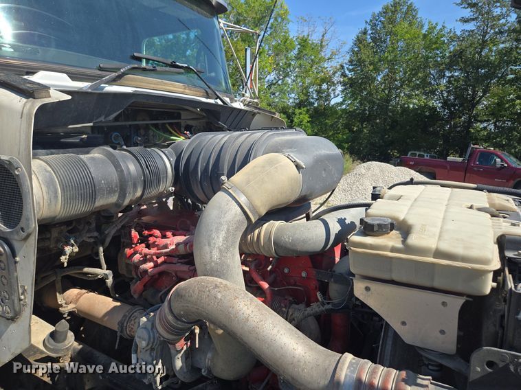 image for item DT7757 2010 Kenworth T800 dump truck