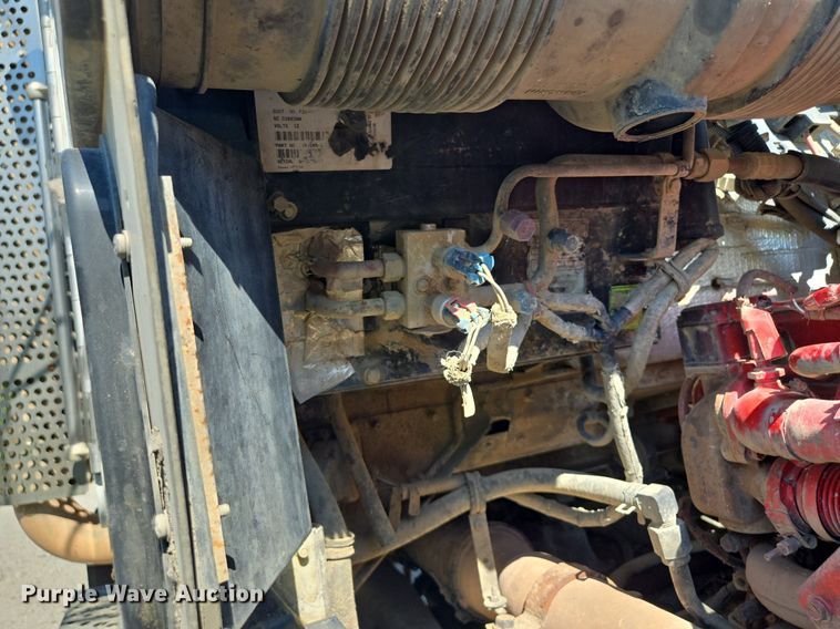 image for item DT7757 2010 Kenworth T800 dump truck