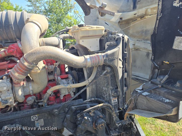 image for item DT7757 2010 Kenworth T800 dump truck