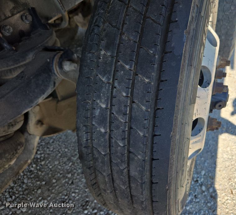 image for item DT7757 2010 Kenworth T800 dump truck