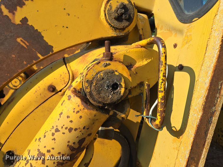 image for item DT7761 1968 Caterpillar 922B wheel loader