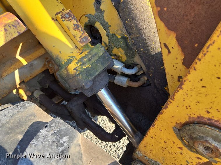 image for item DT7761 1968 Caterpillar 922B wheel loader