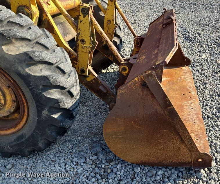 image for item DT7761 1968 Caterpillar 922B wheel loader