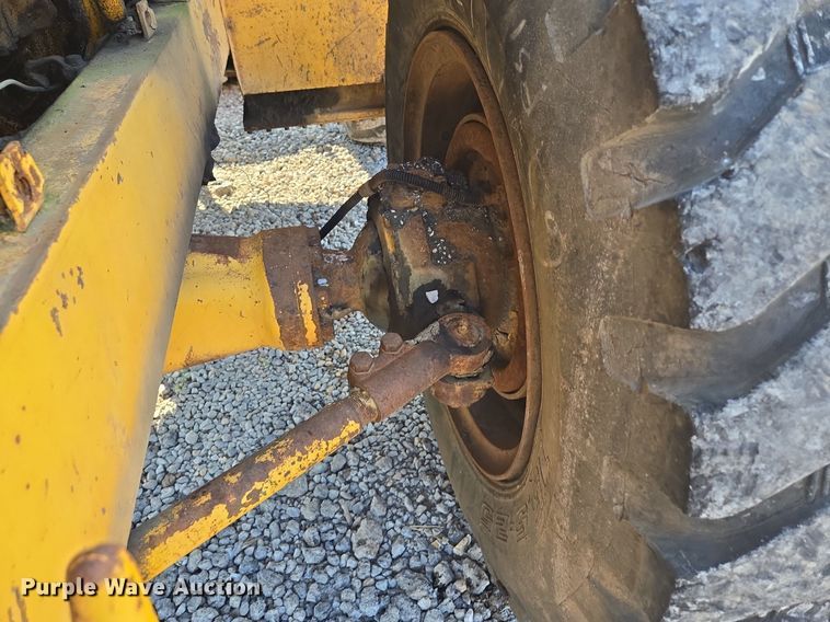 image for item DT7761 1968 Caterpillar 922B wheel loader