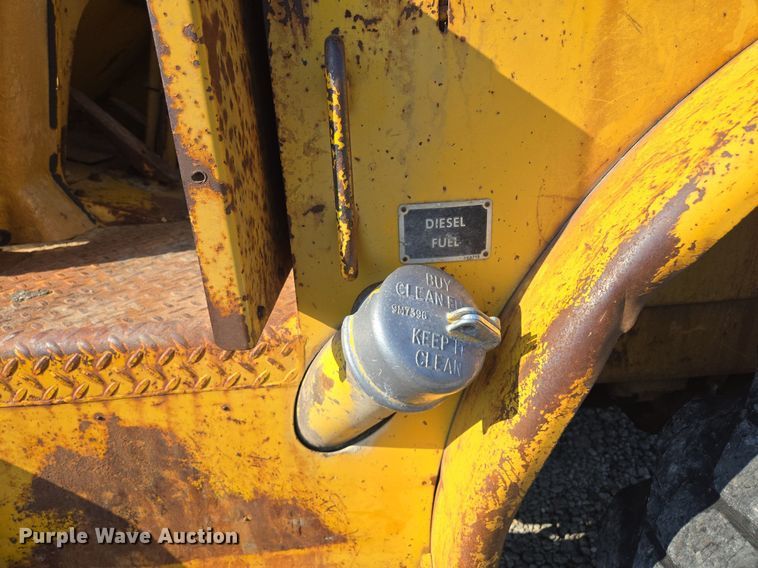 image for item DT7761 1968 Caterpillar 922B wheel loader