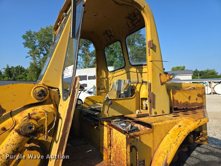 image for item DT7761 1968 Caterpillar 922B wheel loader