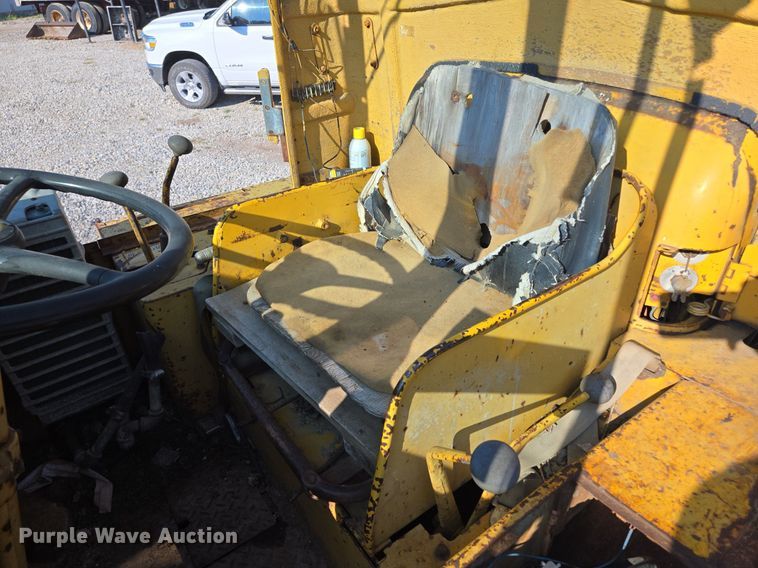 image for item DT7761 1968 Caterpillar 922B wheel loader