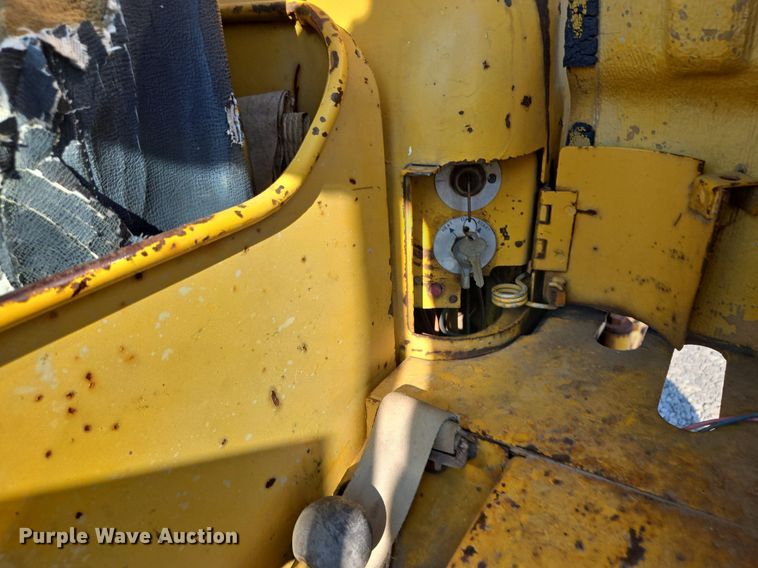 image for item DT7761 1968 Caterpillar 922B wheel loader