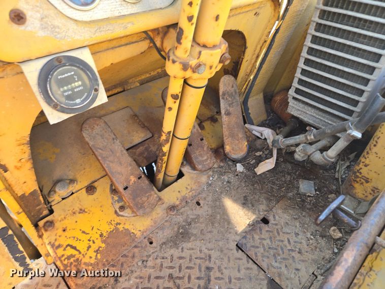 image for item DT7761 1968 Caterpillar 922B wheel loader